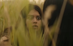 Menegangkan, Seorang Wanita Dikejar Pembunuh Mengerikan 'Tak Kasat Mata' di Teaser Trailer 'Prey'