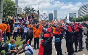 Buruh Desak Anies Baswedan Ajukan Banding Putusan UMP DKI: Enggak Perlu Takut Pak!