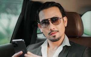 Bikin Nangis, Denny Sumargo Kenang Mendiang Ayah di Video Promo 'Miracle in Cell no 7'