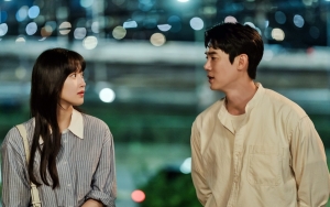 Moon Ga Young & Yoo Yeon Seok Ciuman Panas di 'The Interest of Love'