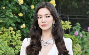 Kecantikan Song Hye Kyo di Foto 9 Tahun Lalu Bikin Takjub