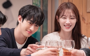 Makna Cincin Dipakai Ahn Hyo Seop Lamar Lee Sung Kyung di 'Dr. Romantic 3' Kelewat Menyentuh