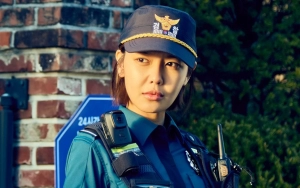 Adegan Sooyoung SNSD Cueki Rekan Kerja di 'Not Others' Dipuji Realistis