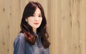 Song Hye Kyo Sebut Kebahagiaan Sang Ibu Adalah Yang Utama Hingga Rasanya Terima Penghargaan