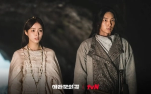 Lee Joon Gi Cemburui Adegan Melo Shin Se Kyung Dengan Cowok Lain di 'Arthdal Chronicles 2'