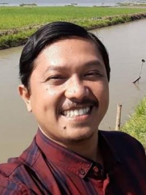 Kompetisi Rambut Terpanjang di China