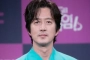 Aktor 'SKY Castle' Jung Joon Ho Sulap Acara Sekolah Anak Jadi Ajang Fan Sign Dadakan
