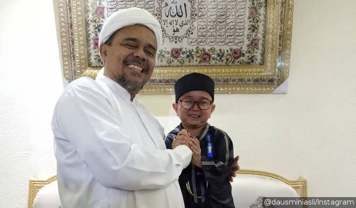 Daus Mini Umroh dan Ketemu Habib Rizieq, Sindir Istri Soal 