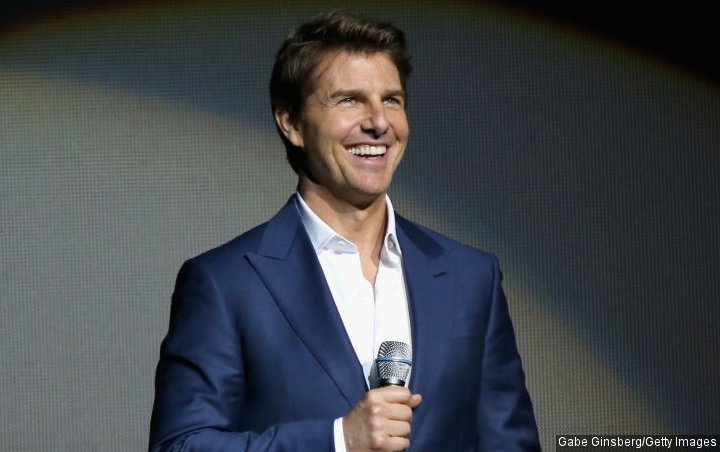 Keren, Tom Cruise Jadi Aktor Pertama yang Lakukan HALO Jump di Depan Kamera