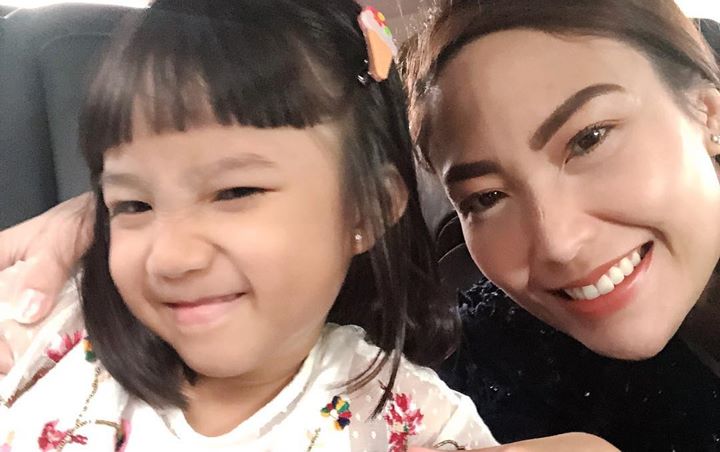 Gemas, Ayu Dewi Sebut Senyuman Sang Putri Mirip Dua Artis Ini