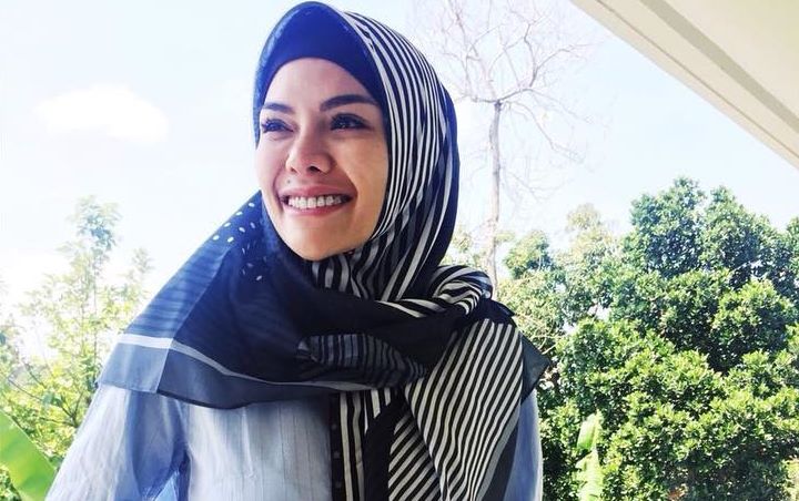 Beri Teguran ke Netter, Nikita Mirzani Malah Disebut Punya Niat Buka Hijab