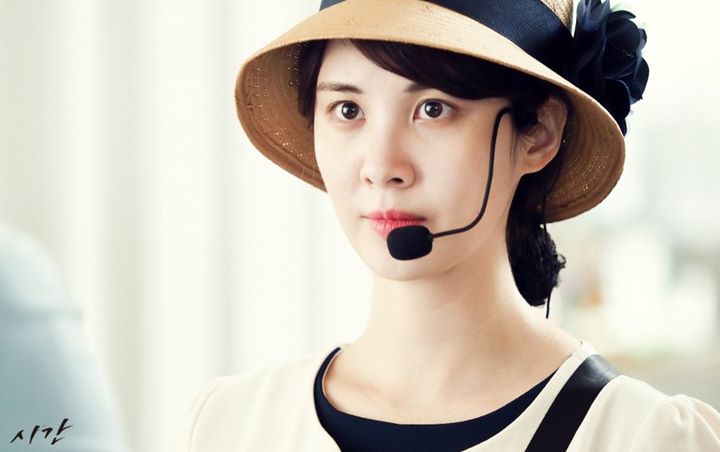 Seohyun Pakai Hanbok Berkabung dan Kucel Tanpa Make Up di 'Time', Tetap Cantik?