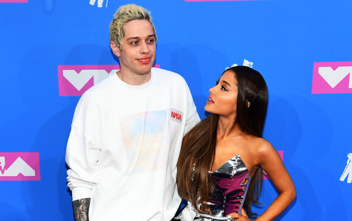 Jawab Pertanyaan Penggemar, Pete Davidson Beberkan 