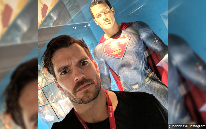 Henry Cavill Santer Dikabarkan Lepas Peran Superman, Warner Bros Rilis Pernyataan Resmi
