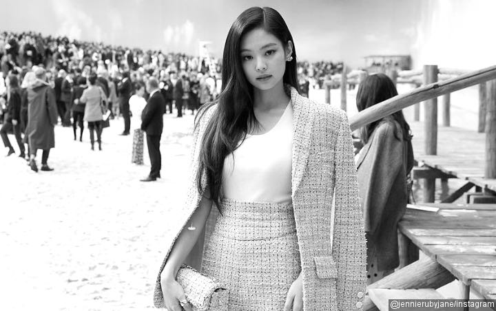 Cantiknya Jennie Black Pink Hadiri Chanel Fashion Show Di Paris