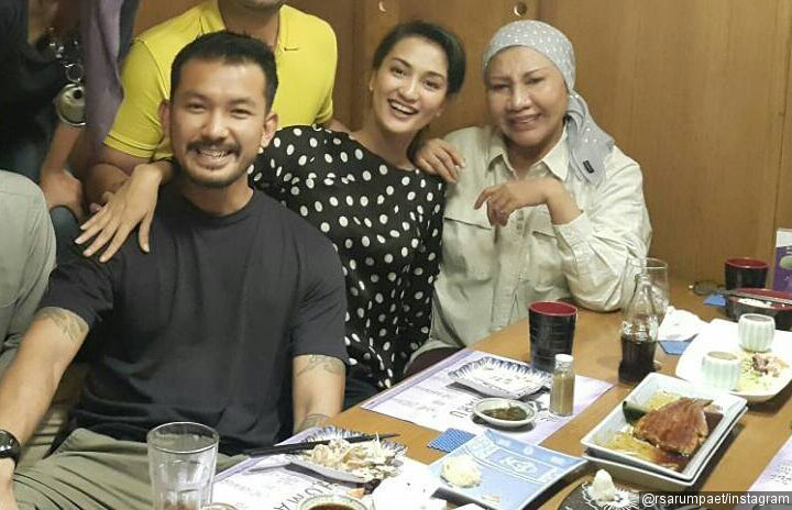 Ratna Sarumpaet Ditetapkan Jadi Tersangka, Atiqah Hasiholan Santai Pamer Foto Bareng Salma