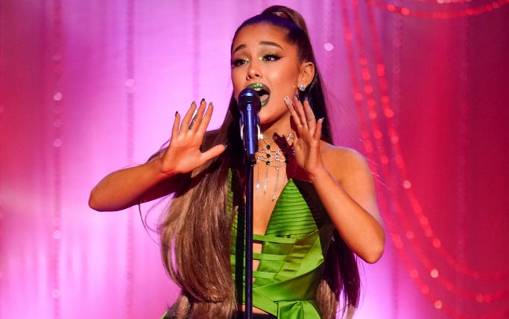 Lama Bungkam, Ariana Grande Akhirnya Ceritakan Masalah Gangguan Mental