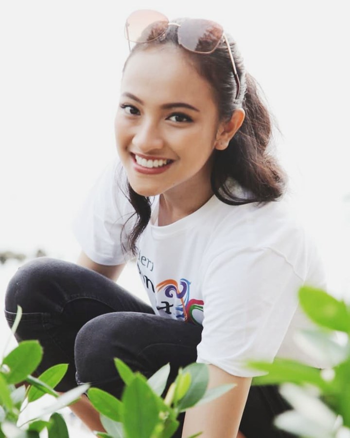 Sebagai Puteri Lingkungan 2018, Vania Herlambang berperan aktif dalam pelestarian alam