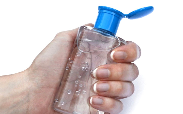 Tak Hanya Membersihkan Tangan, Ini 8 Life Hack Memanfaatkan Hand Sanitizer
