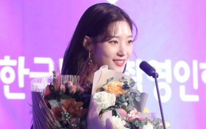 Menang di Grimae Awards, Akting Jung Chae Yeon Disebut Lebih Oke dari Suzy dan Yoona