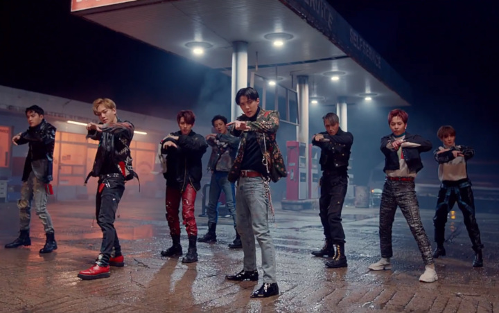 Comeback Rilis MV 'Love Shot', 'Tembakan' EXO Bikin Fans 'Kepanasan'