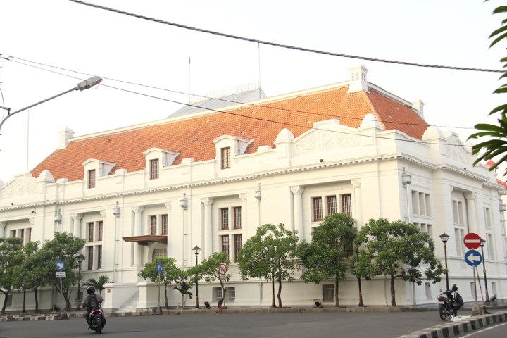 Gedung De Javasche Bank Sekarang Menjadi Museum Bank 