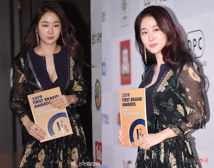 Gaya Makeup Soyu Jadi Sorotan di Korea First Brand Awards, Soyu Diduga Oplas Hidung