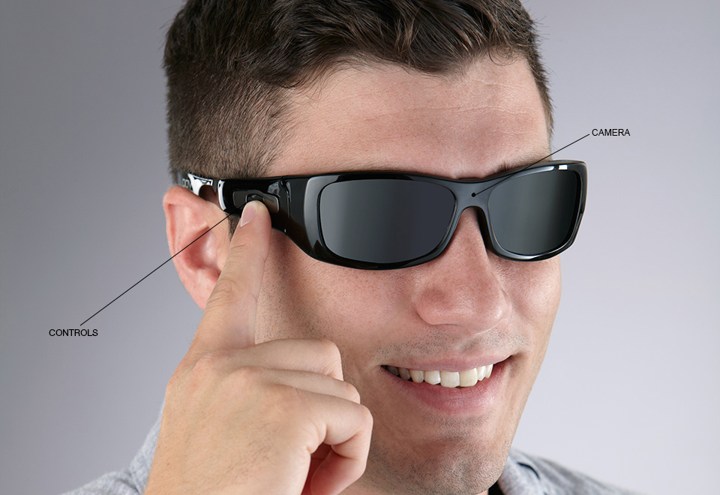 Rekam Momen Liburan dengan Mudah Pakai Video Recording Sunglasses