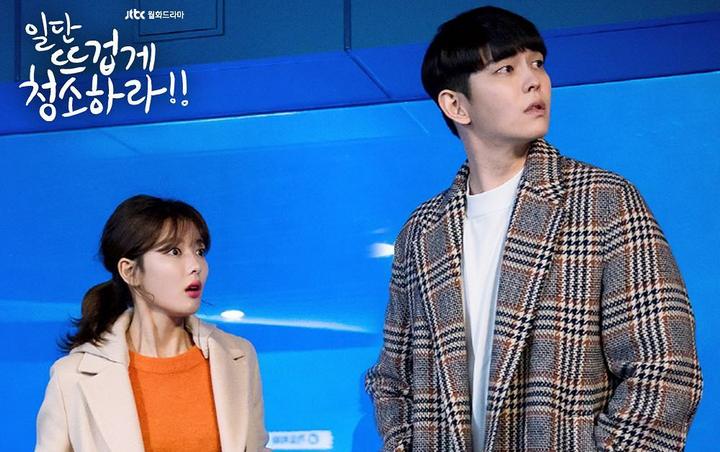 Yoon Kyun Sang Peluk Kim Yoo Jung di 'Clean With Passion For Now', Netter Ngakak Soroti Tinggi Badan