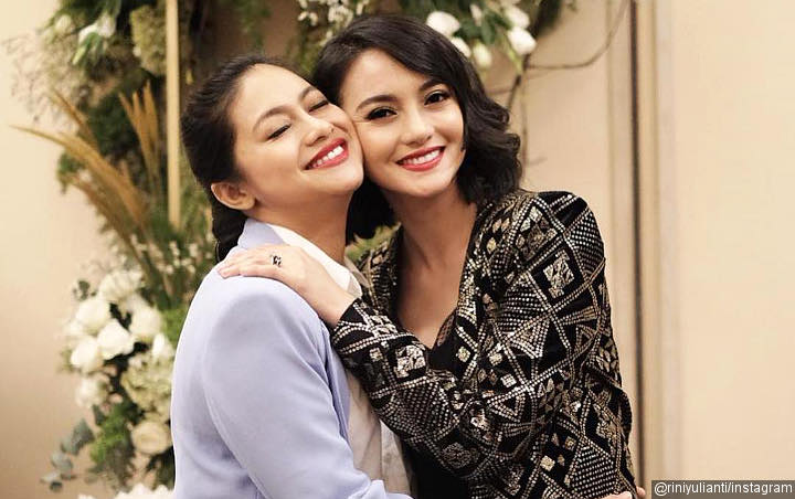 Ririn Ekawati Ogah Sombong Dipuji Song Hye Kyo Indonesia dan Pilih Pose Kocak Bareng Adik Cantik