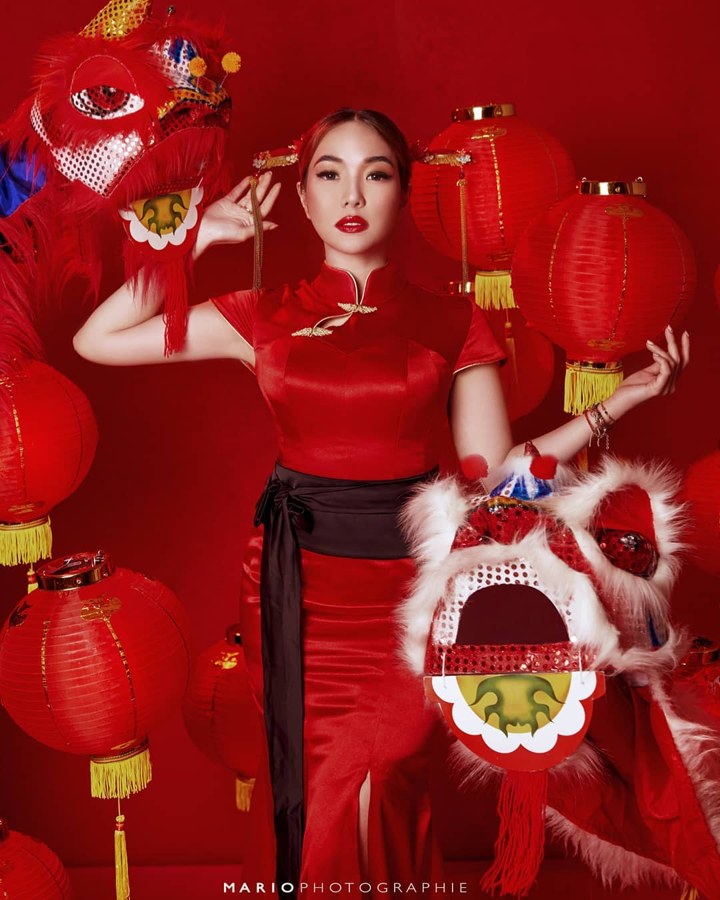 Merah-Merah Seksi, Gisella Anastasia Jalani Pemotretan Lagi Tanpa Gempita
