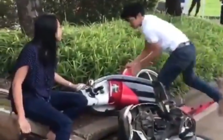  Motor  Pria yang Ngamuk  Usai Ditilang Ternyata Milik Sang 