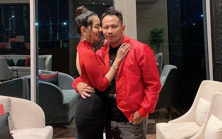Vicky Prasetyo dan Anggia Chan Makin Mesra, Begini 'Prediksi' Nasib Hubungan Mereka