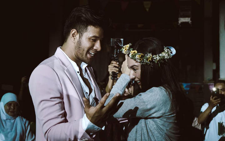 Terlalu Manis, Sambutan Ammar Zoni Setelah Resmi Lamar Irish Bella Bikin 'Meleleh'