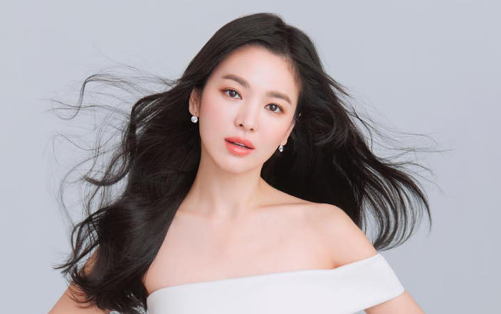 Song Hye Kyo Cantik Bersinar di Iklan Terbaru Bikin Netter Melongo