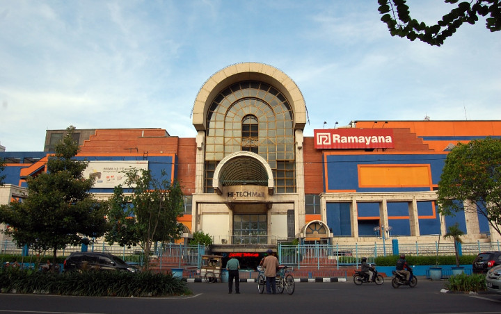 Gagal Temui Risma, Pemilik Stan Hi-Tech Mall Surabaya Dapat Harapan Baru dari Bappeko