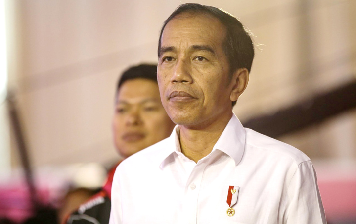 Jokowi Datang Tengah Malam Hanya Ditemani Supir, Ketua RW Tambak Lorok Jadi 'Paspampres' Dadakan