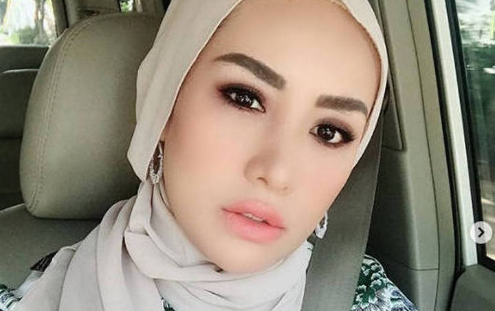 Copot Hijab Lagi, Ini Postingan Pertama Shinta Bachir