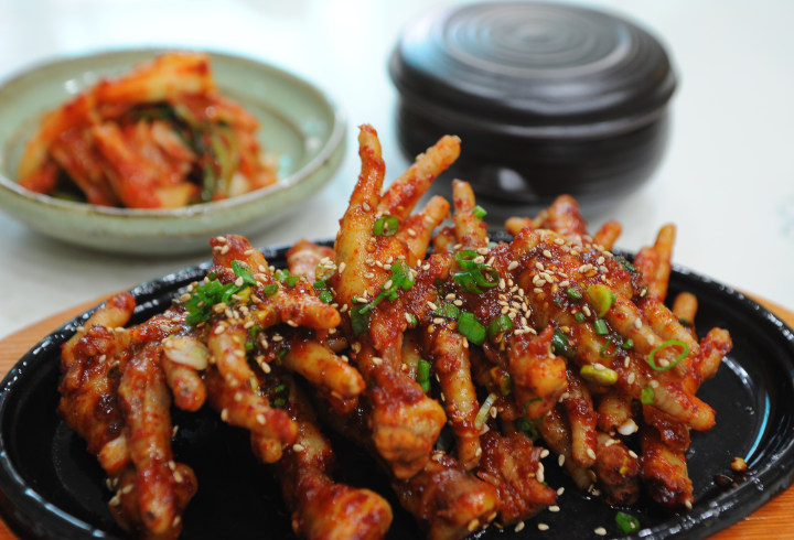 Dakbal, Ceker Ayam Pedas Korea