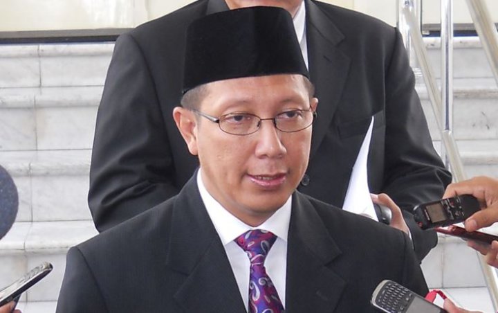 KPK Segel Ruangan Menteri Agama Lukman Hakim, Terlibat Korupsi Jual Beli Jabatan Kemenag?