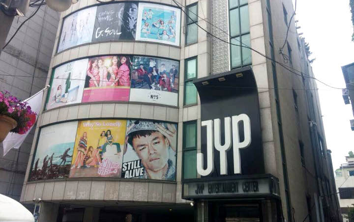 Karyawan JYP Blak-Blakan Sindir YG, Big Bang dan Black Pink 