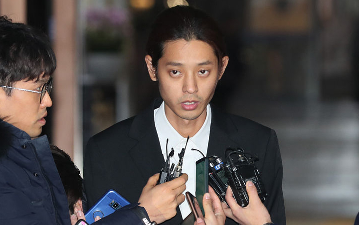 Jung Joon Young Tiba di Pengadilan, Akui Semua Tuduhan dan Minta Maaf Sambil Nangis