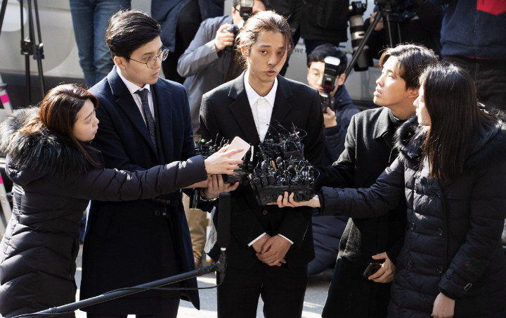 Jung Joon Young Reset Ponsel, Diduga Hapus Bukti Sebelum Diserahkan ke Polisi