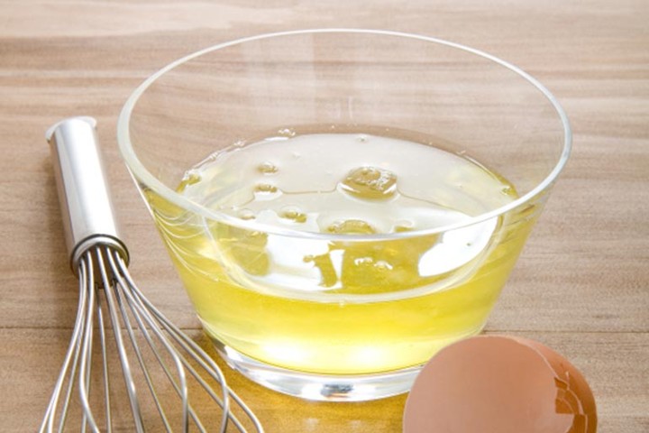 Gunakan Putih Telur untuk Membantu Mengatasi Kerutan
