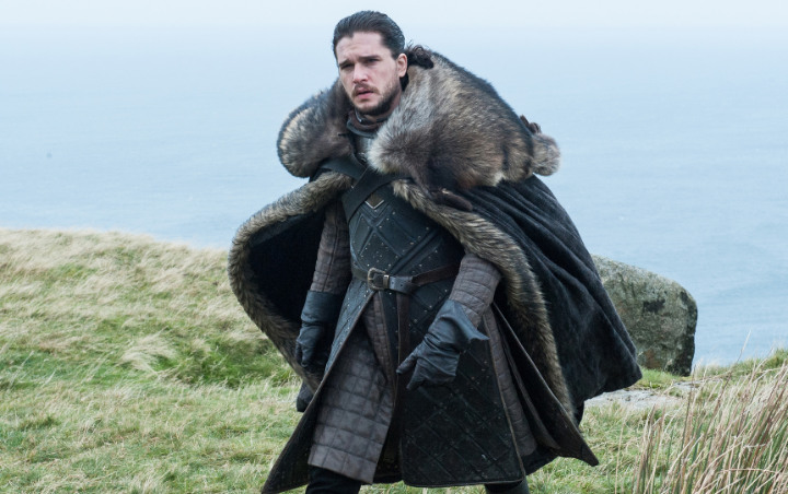 Kit Harington Ternyata Pakai 'High Heels' Demi Perankan Jon Snow di 'Game of Thrones'