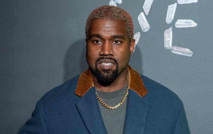 Kanye West Gelar Kebaktian Hari Minggu dan Jualan Baju di Coachella 2019