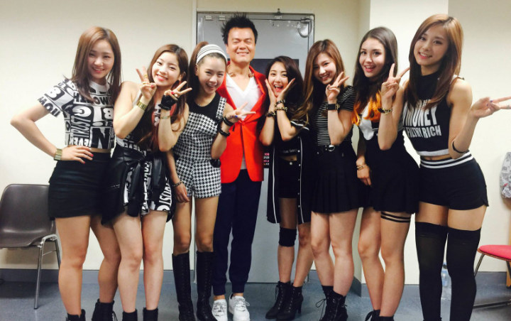 JYP Diamankan Security Gara-Gara Langgar Aturan Ini di Konser Twice