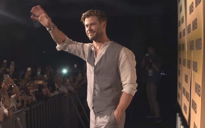 Sony Rilis Klip Spesial Promosi 'Men In Black: International' Chris Hemsworth di Bali