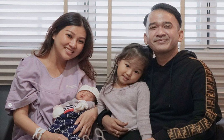  Putri Kedua Ruben Onsu Dijuluki Bayi Hypebeast Usai Pakai Kain Bedung Branded Nyaris Rp10 Juta