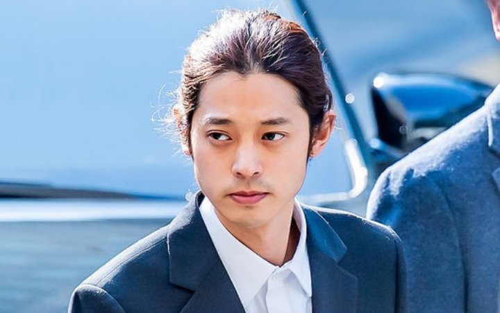 Polisi Tangkap 7 Netizen yang Fitnah Sejumlah Seleb Wanita Jadi Korban Jung Joon Young